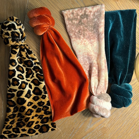 KNOT HEADBANDS/HEADWRAPS ••BUNDLE OF 5•• - Picture 8 of 10
